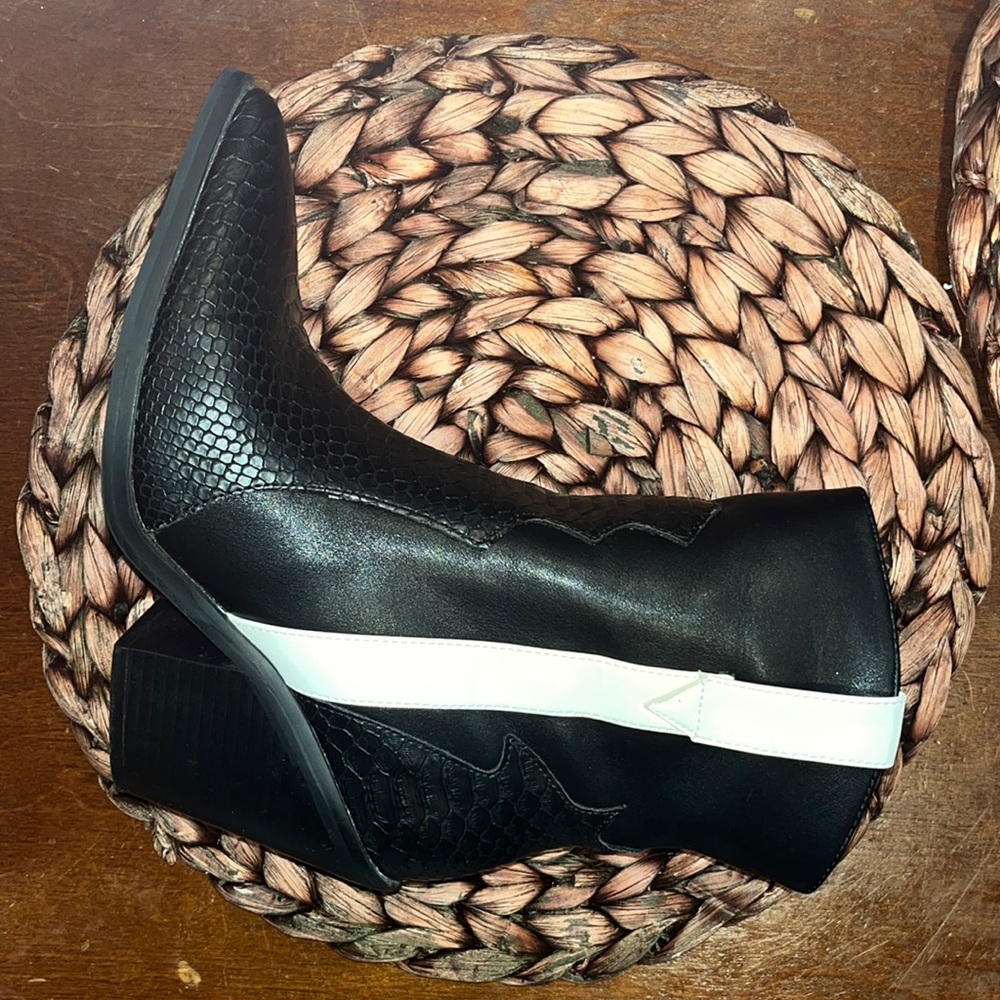 Madden girl boot